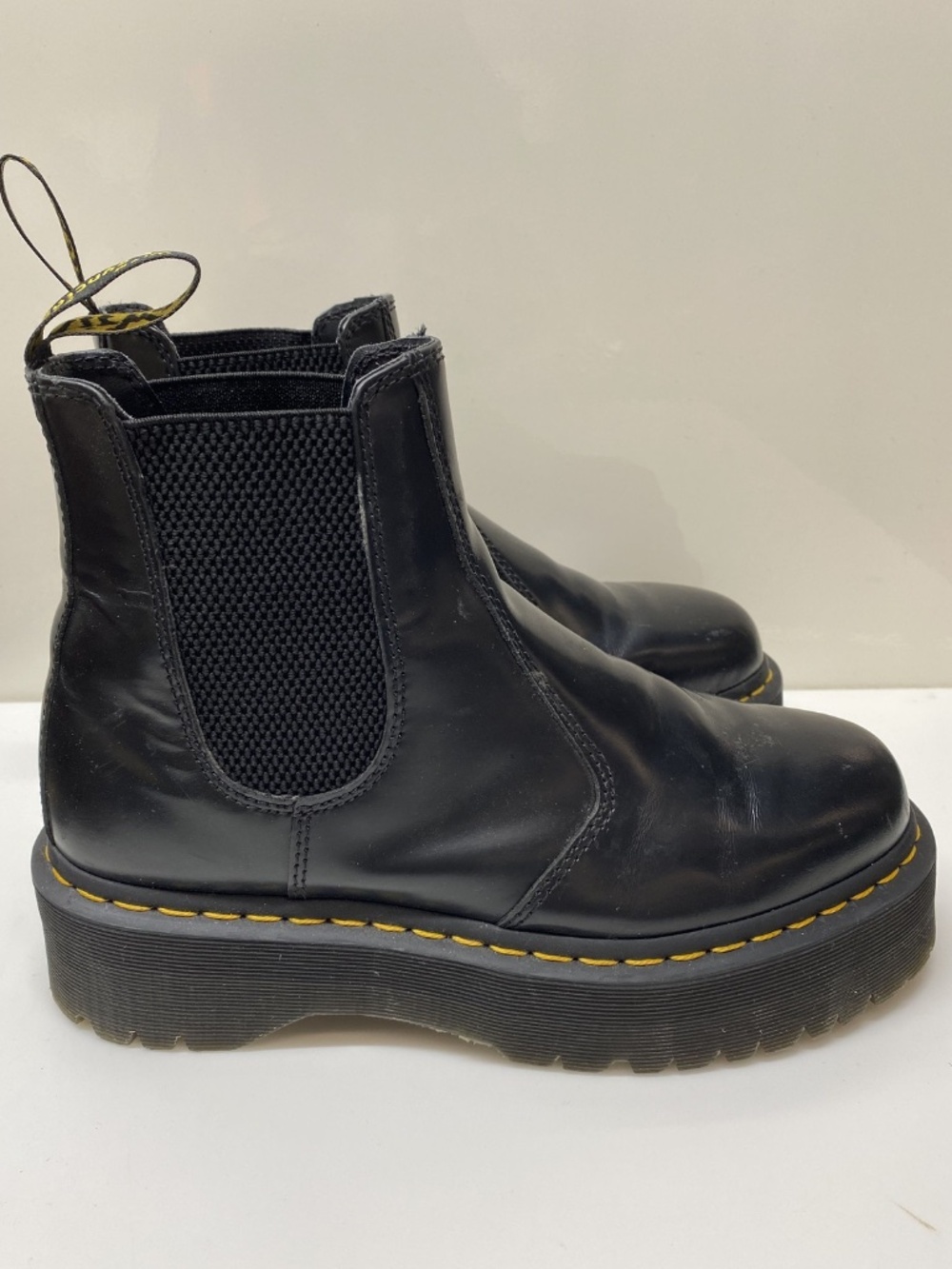 Smooth Leather Platform Chelsea Boots